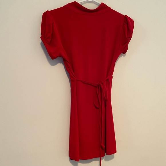 Red V-neck with Ruffles - Picture 4 of 6